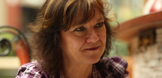 Jednou z autorek novely je Marta Semelová.