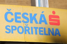 Česká spořitelna chce letos snížit náklady až o dvě miliardy korun.