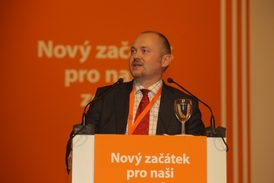 Místopředseda strany a hejtman Michal Hašek.