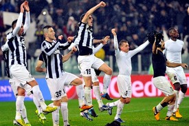 Juventus Turín kráčí za obhajobou.