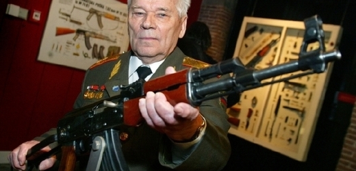 Michail Kalašnikov, vynálezce nejoblíbenější útočné pušky na světě.