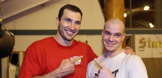 Boxer Pála s Vitalijem Kličkem.