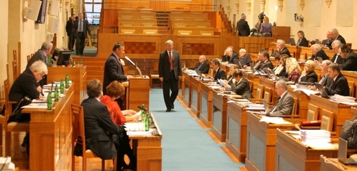 Horní komora doplnila vládní návrh zákona o regulaci anonymních akcií (ilustrační foto).