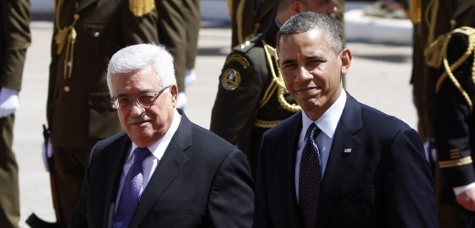 Barck Obama (vpravo) se v Ramalláhu setkal s předsedou palestinské samosprávy Mahmúdem Abbásem.
