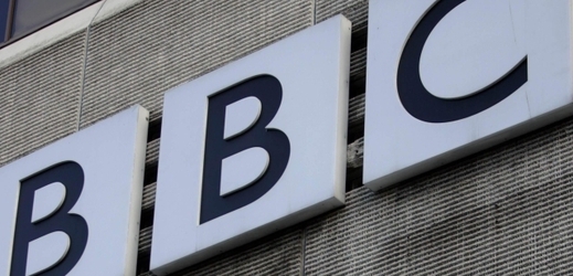 BBC zrušila v posledních pěti letech dva tisíce pracovních míst. Zaměstnancům se to nelíbí.