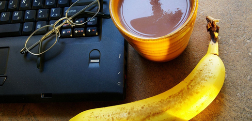 Pomocí vynálezu MaKey MaKey můžete svůj počítač ovládat prakticky čímkoli. Třeba banánem (ilustrační foto).