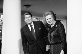 Premiérka Thatcherová s prezidentem USA Reaganem. Složité spojenectví.