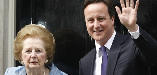 Margaret Thatcherová a britský premiér David Cameron v roce 2010.