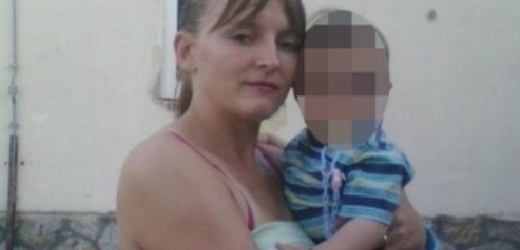 Obětí masového vraha je i dvouletý chlapec s matkou.