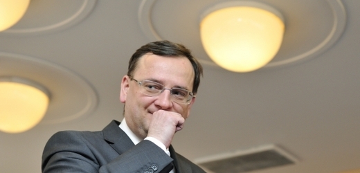 Premiér Petr Nečas se vyjádřil k odvolání Daniela Hermana z postu ředitele ÚSTR.