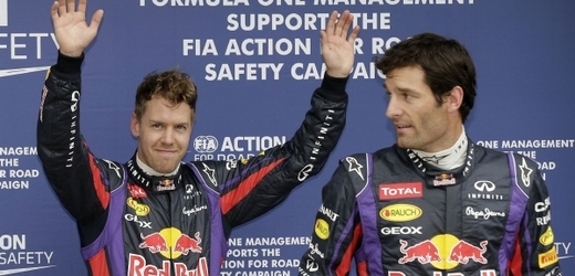 Vztah mezi Vettelem (vlevo) a Webberem není po událostech v Malajsii vůbec ideální.