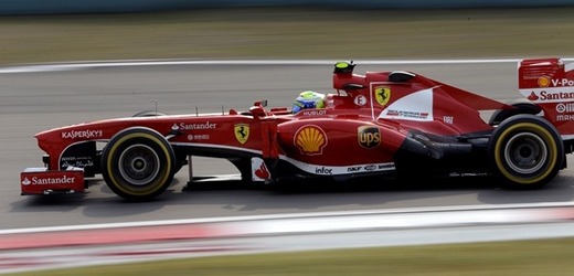Felipe Massa vyhrál páteční tréninky na GP Číny.