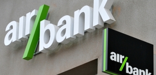Air Bank si z nových malých bank zatím vede nejlépe.