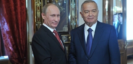 Karimov s prosíkem u Putina v Kremlu.