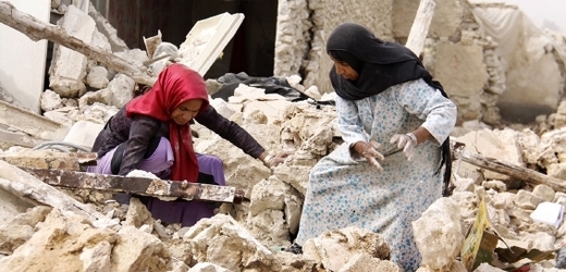 Írán zasáhlo během jednoho týdne už druhé zemětřesení.