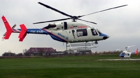 Obvinění se týká provozování vrtulníků letecké záchranné služby. Odhadovaná škoda je téměř 800 milionů korun (ilustrační foto).