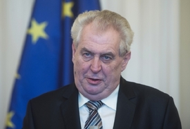 Prezident Miloš Zeman chce dostat papeže do Česka.