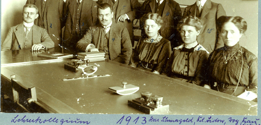 Učitelský sbor v roce 1913.