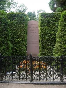 Na Assistens Kirkegård je pohřben například Hans Christian Andersen.