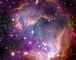 Špička křídla takzvaného Malého Magellanova mračna. jde o trpasličí galaxii v souhvězdí Tukana, vzdálenou 200 tisíc světelných let. Obsahuje několik stovej milionů hvězd. Jméno nese po portugalském mořeplavci Fernandu Magellanovi. (Foto: profimedia.cz)
