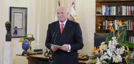 Prezident Václav Klaus 1. ledna na Pražském hradě před novoročním projevem, posledním v jeho prezidentské kariéře.