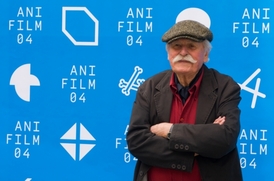 Výtvarník Adolf Born převzal 3. května na festivalu Anifilm 2013 cenu za celoživotní dílo.