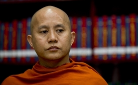 Mnich Wiratha nemá zjevně v lásce muslimy.