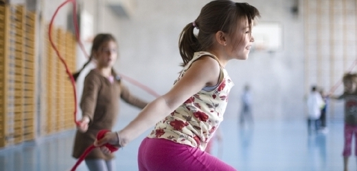 Děti by se měly více hýbat. Nadváhou trpí až 20 procent školáků (ilustrační foto).
