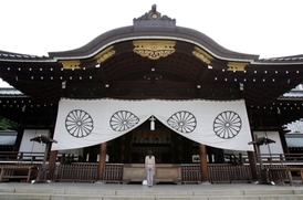 Svatyně Jasukuni v Tokiu zasvěcená japonským vojákům, kteří položili své životy za vlast od roku 1853.