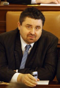 Poslanec Tomáš Úlehla (ODS) zaměstnává ve sněmovně svou manželku.