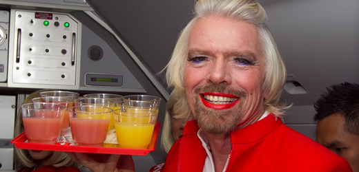 Branson se role chopil poctivě - včetně účesu a make-upu.