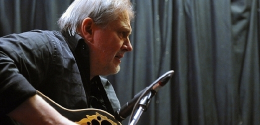 Blues je prostě přitakání životu, říká kytarista Luboš Andršt.