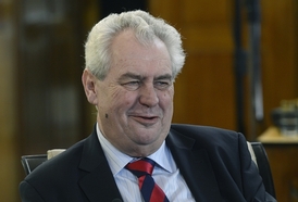 Prezident Miloš Zeman odmítl jmenovat M. C. Putnu profesorem bez vysvětlení.