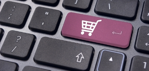 Český zákazník loni v průměru utratil v internetových obchodech 9280 korun.