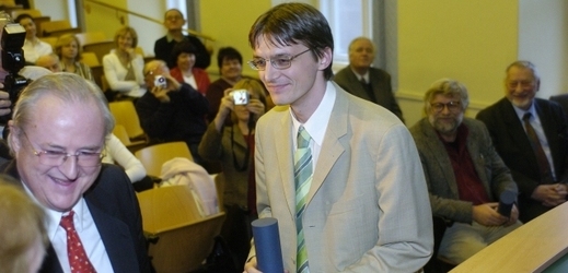 Tomáš Němeček nebyl oceněn poprvé, v roce 2005 získal Cenu Ferdinanda Peroutky.