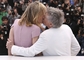 Režisér Roman Polanski svou životní partnerku Emanuelle Seignerovou rád líbá na veřejnosti.