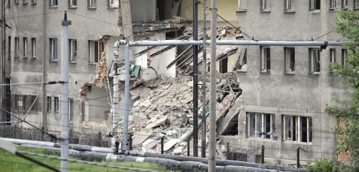 V Ostravě se v pondělí ráno zřítila část budovy bývalé sodovkárny, nikomu se nic nestalo.