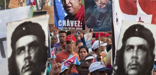 Demonstrace na Kubě 1. května 2013.