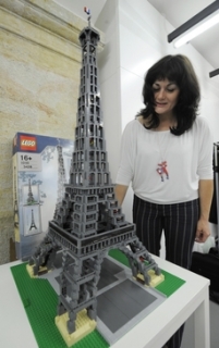 Na výstavě se objeví i legová Eiffelovka.