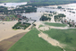 Povodně mají v Čechách na svědomí osm lidských životů, voda způsobila miliardové škody.
