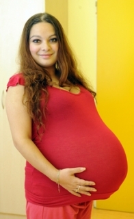 Třiadvacetiletá Alexandra Kiňová z Milovic pár dní před porodem.
