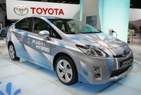 Toyota vzkazuje majitelům modelu Prius, aby si nechali zkontrolovat brzdy.