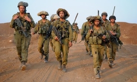 Izraelští vojáci při výcviku na Golanech.