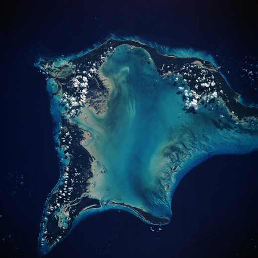 Ostrovy Crooked na Bahamách.