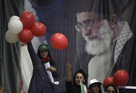 Ajatolláh Alí Chameneí mohl volby ovlivnit výběrem kandidátů.