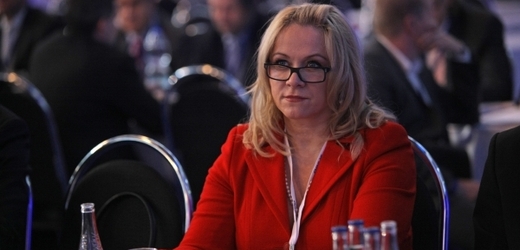 Premiérova "žena" Jana Nagyová je obviněná ze dvou trestných činů.