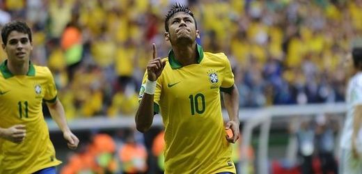 Střelec úvodního gólu Neymar.
