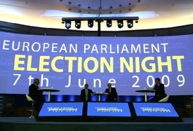 V bruselské centrále sledují výsledky voleb do EP roku 2009.