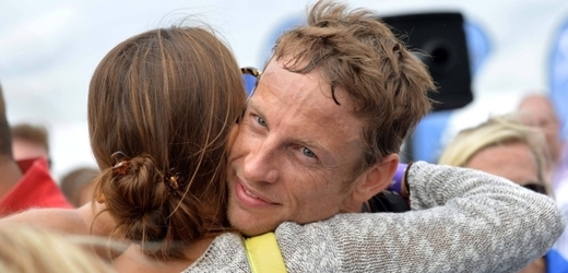 Jenson Button věří, že se ve formuli 1 časem objeví také ženy.