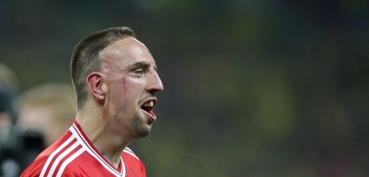 Hvězda Bayernu Mnichov Franck Ribéry si nechala dovést do Německa nezletilou prostitutku.